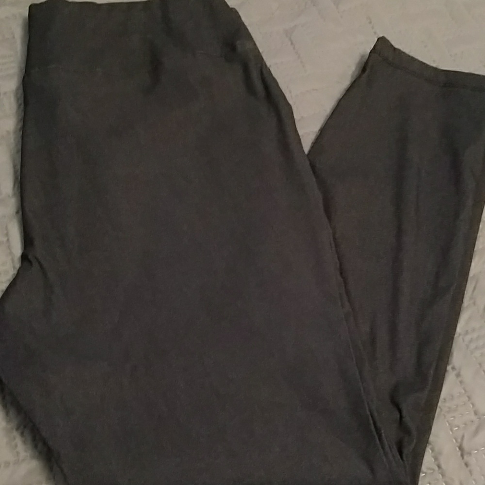 Worthington modern fit slim leg pants